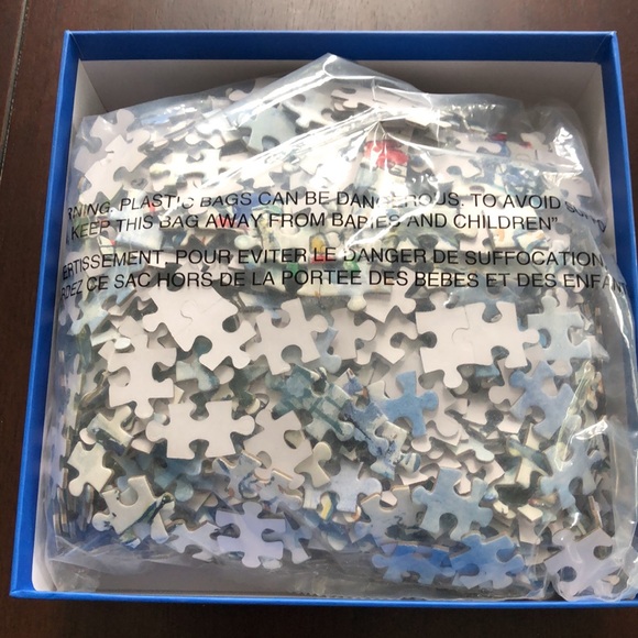 Christmas in Paris 1000 Piece Puzzle - Picture 5 of 7